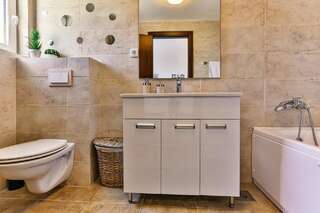 Апартаменты Apartmani VISUM Свети-Стефан Люкс, вид на море-24